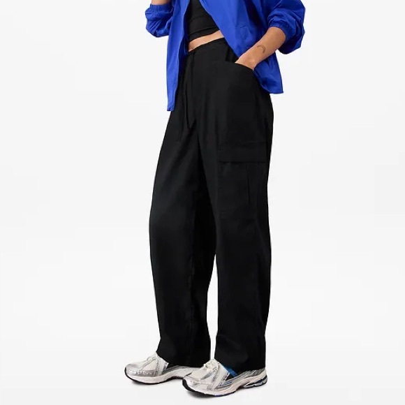 Athleta Pants - Altheta Paradise Straight Leg Cargo Pant